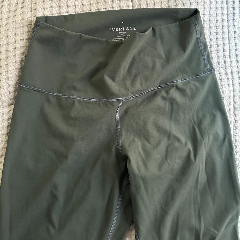 Everlane Perform Leggings